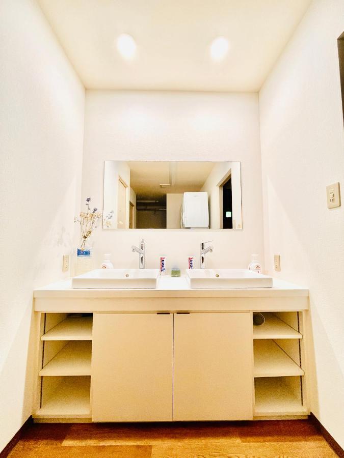 Yellow House Niseko Куття Екстер'єр фото